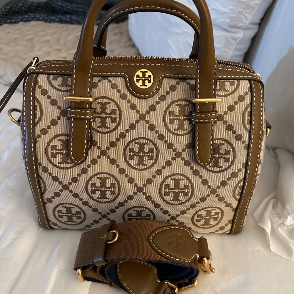Tory Burch Monogram Barrel Bag LG Authentic